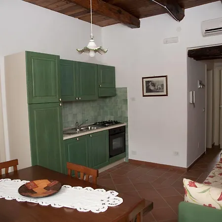 Palazzo Della Cortiglia Apart-hotel